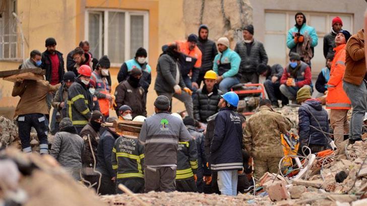 51 kişinin öldüğü Furkan Apartmanı soruşturmasında 6 kişiye dava