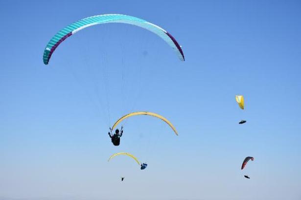 Yamaç Paraşütü Dünya Kupası, Hasan Dağı'nda başladı