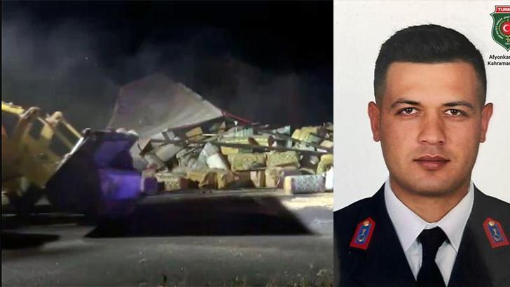 Kaza yerinde önlem almak isterken kamyonetin çarptığı astsubay şehit oldu