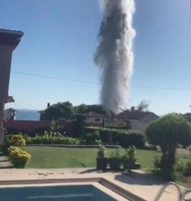 (Ek fotoğraflarla) Şile'de denizde bulunan top mermileri imha edildi