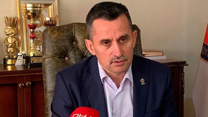 Badminton Federasyonu Başkanı Murat Özmekik’in başkanlığı düştü