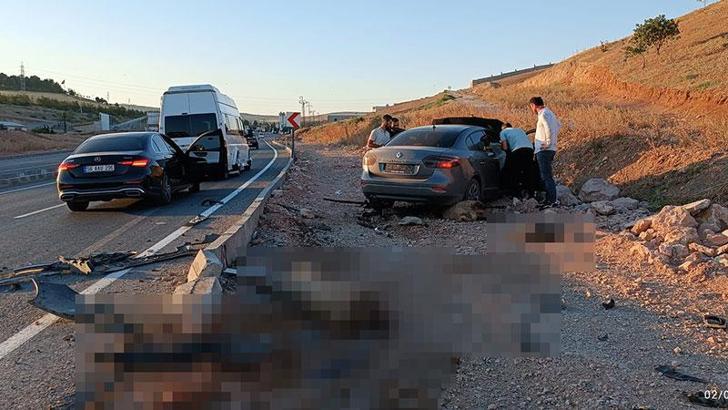 Siirt’te otomobil küçükbaş sürüsüne daldı: 2 yaralı, 4 koyun öldü
