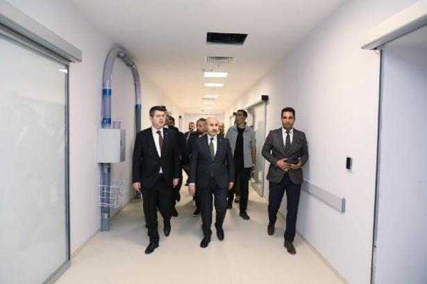 Bakan Yardımcısı Kırbıyık, Mardin’de sağlık yatırımlarını inceledi