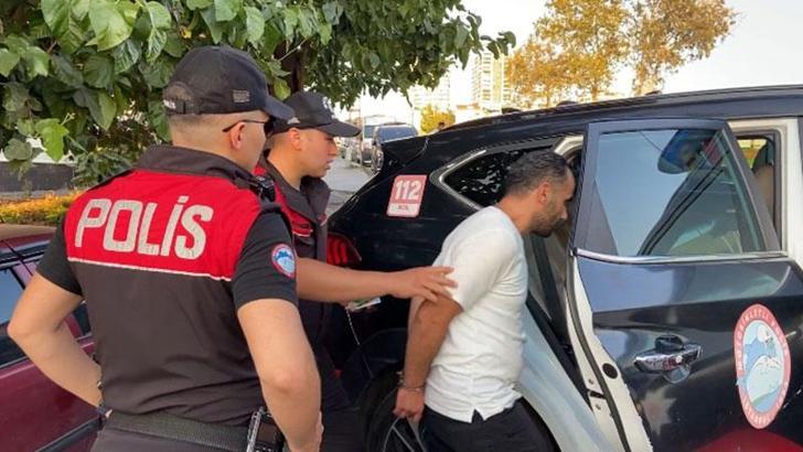 Bağcılar'da yapılan denetimde 4 kişi gözaltına alındı