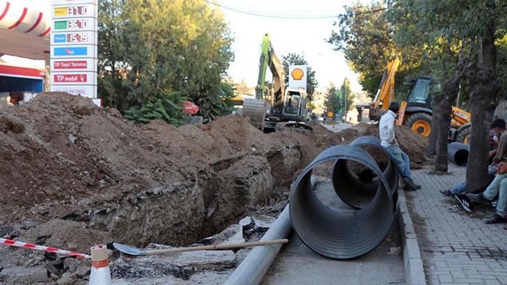 Çankırı'da altyapı çalışmasında meydana gelen göçükte 2 işçi yaralandı