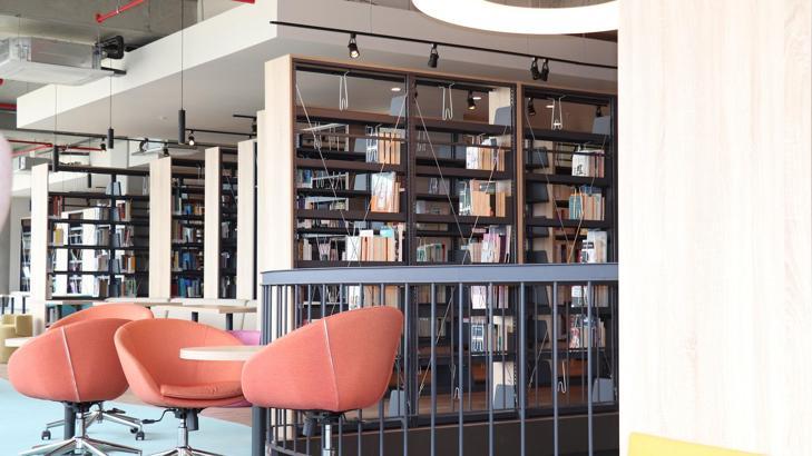 Vakıf üniversitesi kampüs turu düzenledi