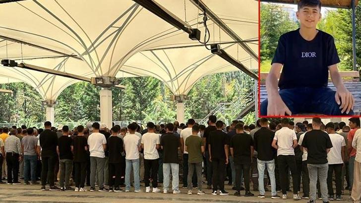 Parkta cansız bedeni bulunan 13 yaşındaki Osman, toprağa verildi