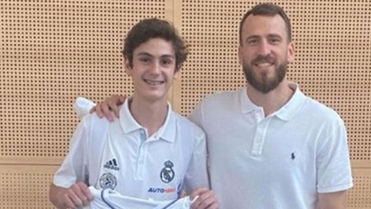 İbrahim Kutluay'ın oğlu Ömer Kutluay Real Madrid Basketbol Takımı'na transfer oldu