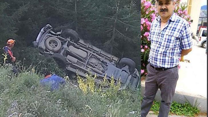 Artvin’de yamaçtan yuvarlanan ağaç kamyonete çarptı: 1 ölü, 1 yaralı