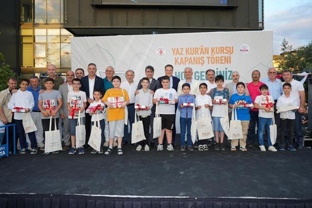 Ümraniye’de Kur’an kursuna giden 2 bin öğrenci sertifikalarını aldı
