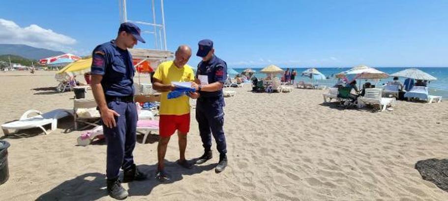 İzmir plajlarında Sahil Güvenlik denetimleri sürüyor