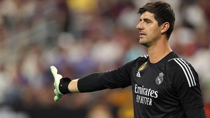 Real Madrid’e Courtois’dan kötü haber