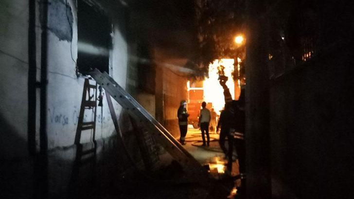 Diyarbakır’da apartman dairesinde yangın