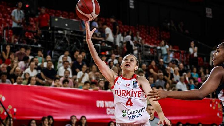 Türkiye, FIBA 16 Yaş Altı Kızlar Avrupa Şampiyonası grup maçında Fransa'ya kaybetti