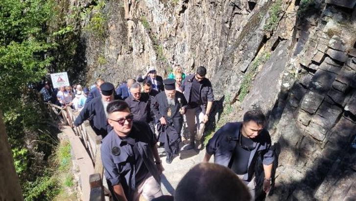 Sümela Manastırı'nda tartışmaların gölgesinde 10'uncu ayin yapıldı