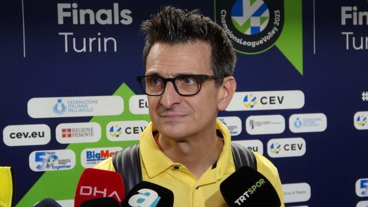 Guidetti, Türk yardımcılarına vize çıkmamasına tepki gösterdi