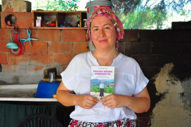 Babasından habersiz okuyup Sorbonne'da doktora yapan Sultan, yaşadıklarını kitabında anlattı