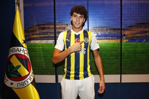 Fenerbahçe, Omar Fayed'i 4 yıllığına kadrosuna kattı