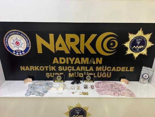 Adıyaman'da uyuşturucuya 4 gözaltı