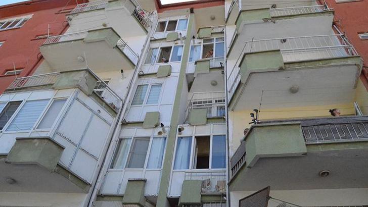 Eve silahlı baskın; 1 ölü, 2 yaralı