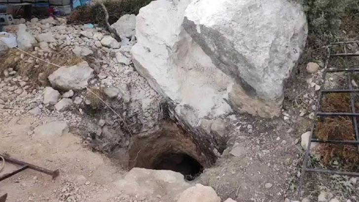 Hatay'da kaçak kazıya jandarmadan suçüstü: 4 gözaltı