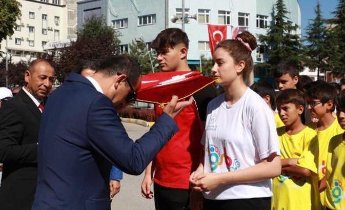 Çankırı'da, 'Şapka Devrimi'nin 98'inci yılı kutlandı