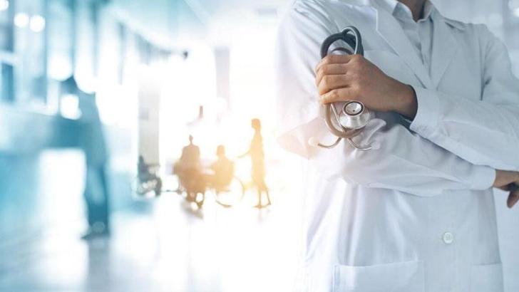 Muayene ücreti ve tıbbi malzeme bedelleri artırıldı