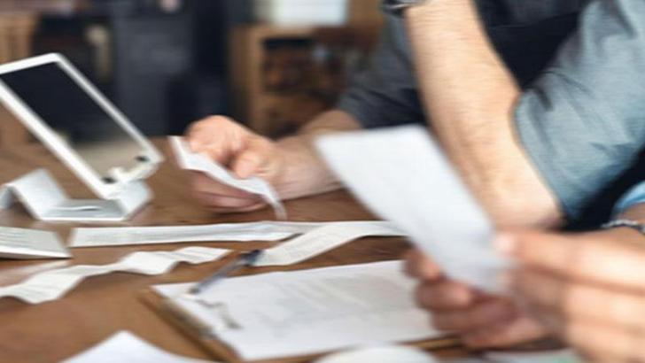 Tebligatı dağıtıma çıkarmayan görevliler hakkında suç duyurusu