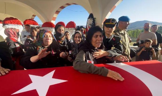 Muş'a şehit ateşi düştü (2)