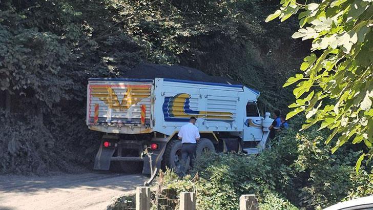 Zonguldak'ta ‘Ağır tonajlı araçlar sokağımızdan geçmesin’ eylemi