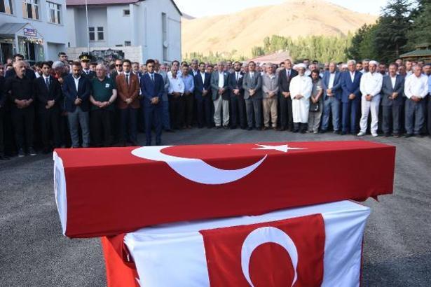 Bitlis'e şehit ateşi düştü (2)
