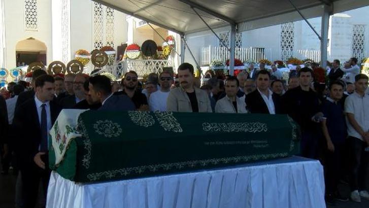 İTO Başkanı Şekib Avdagiç'in annesi son yolculuğuna uğurlandı