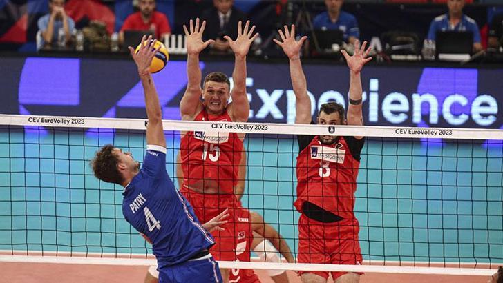 A Milli Erkek Voleybol Takımı, Avrupa Voleybol Şampiyonası'na mağlubiyetle başladı