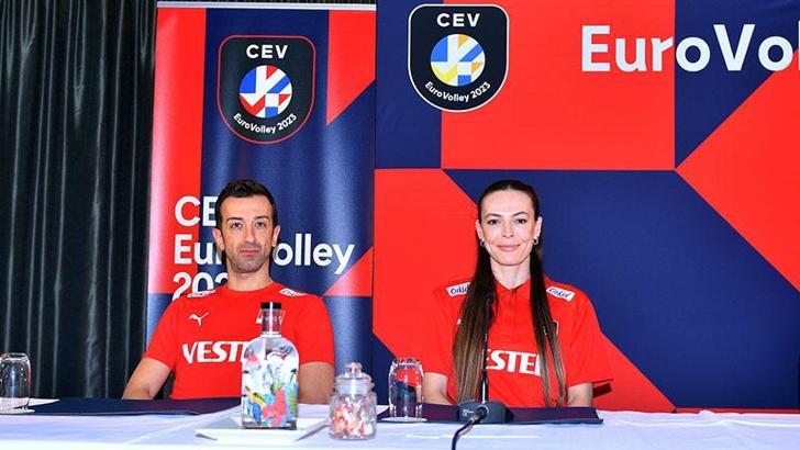 A Milli Kadın Voleybol Takımı Başantrenörü Santarelli: Ülkeme karşı oynamak benim için farklı olacak