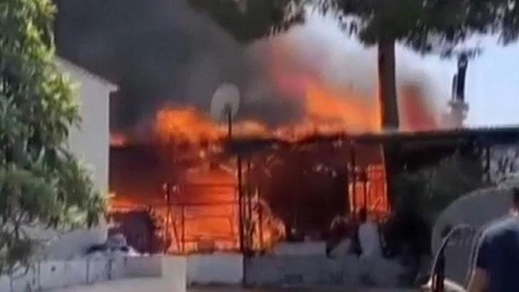 Cami lojmanında çıkan yangında imamın annesi öldü