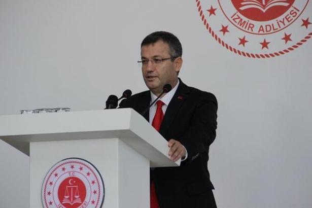 İzmir'de 2023-2024 adli yıl törenle açıldı