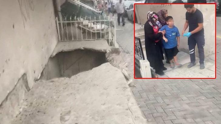Güngören'de beton çöktü, oluşan çukura düşen 2 kişi yaralandı