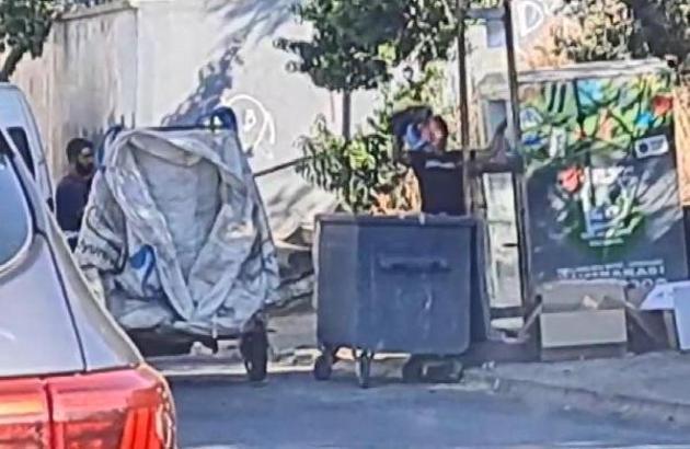 Ümraniye'de giysi kumbarasından hırsızlık kamerada