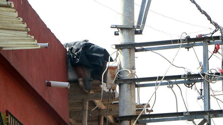 Yüksek gerilim hattı tellerinden akıma kapılan elektrik ustası öldü