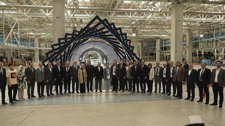 TBMM Sanayi Komisyonu üyelerinden Togg'a ziyaret