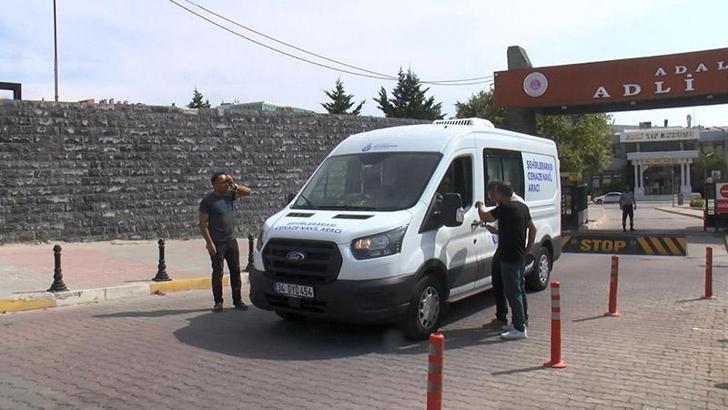 Çatalca'daki kazada ölenlerin cenazeleri Adli Tıp'tan alındı