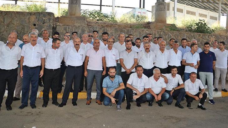 Diyarbakır'da 'zam' talepleri reddedilen bazı şehirlerarası otobüs şoförleri iş bıraktı