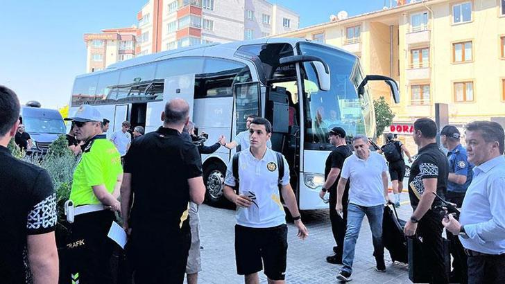 Ermenistan Milli Takımı Eskişehir’e geldi