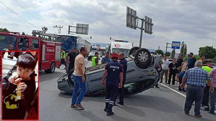 Otomobille hafif ticari araç çarpıştı; 1 çocuk öldü, 8 kişi yaralandı