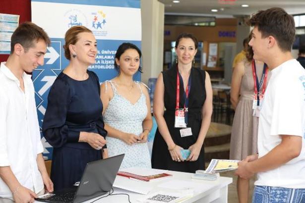 DEÜ 73 bin öğrenciyle ders başı yapacak