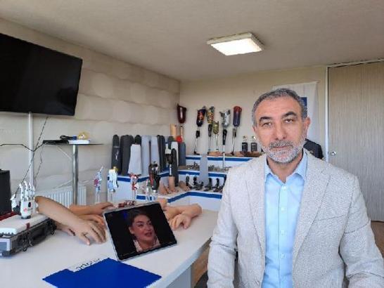 Yarışmadan 1 milyon TL kazanan Rabia'nın protezini ücretsiz karşılayacak