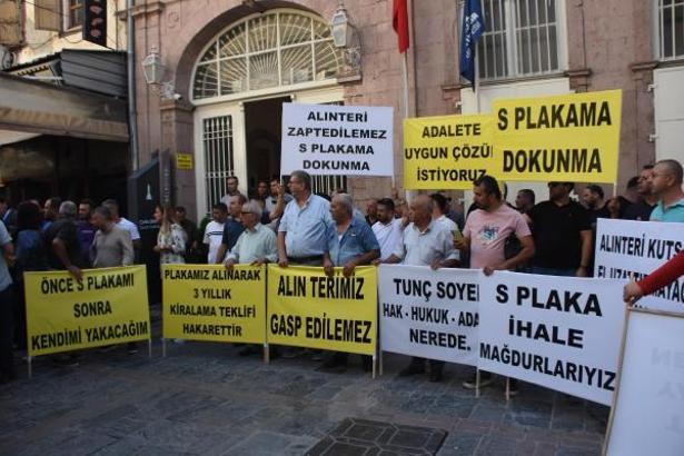 İzmir'de 'S' plaka sahiplerinden 'atletli' eylem
