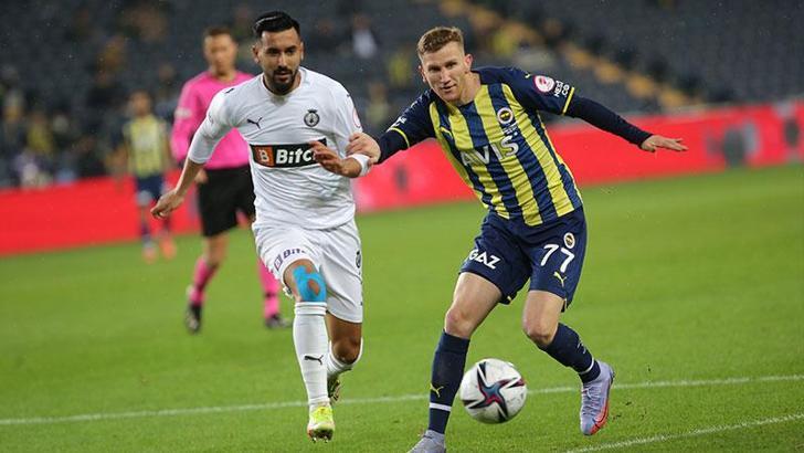 Fenerbahçe, Burak Kapacak'ı 1 yıllığına Sivasspor'a kiraladı