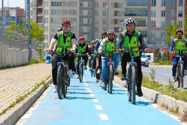 Yasin Kartoğlu: 'Avrupa Yenilik Başkenti' ünvanı en çok Başakşehir'e yakışacak