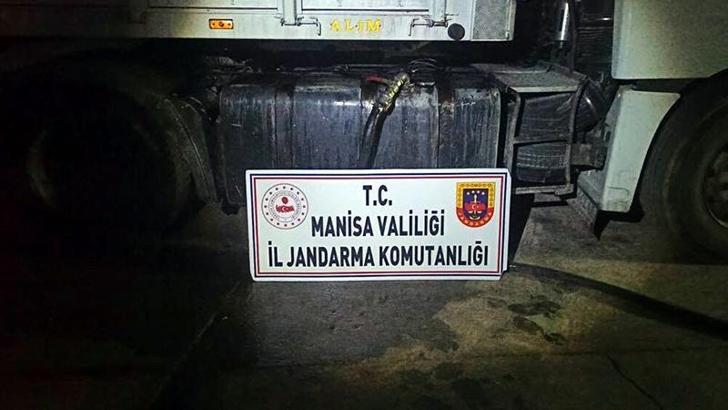 Manisa'da 2 bin 500 litre kaçak akaryakıt ele geçirildi
